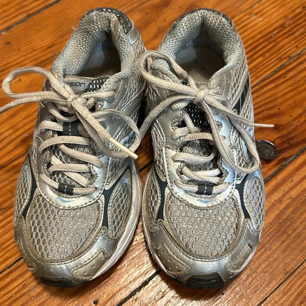 Saucony Sneakers